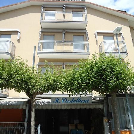 Hotel Castellani Rimini Bagian luar foto